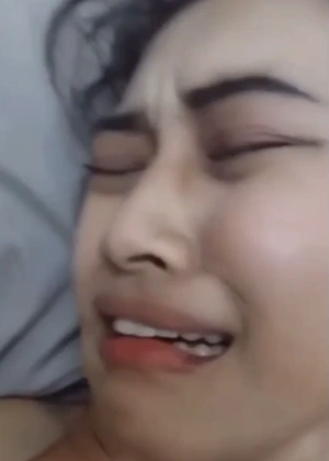 Bokep ABG Kesakitan Saat Ngewe Tapi Tetap Minta Jatah